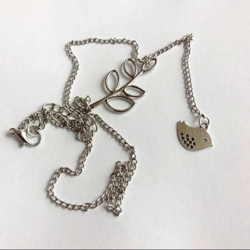 New Lovely Silver Chain Branch Tree Leaves Bird Pendant Fashion Dainty Necklace - Picture 5 of 6